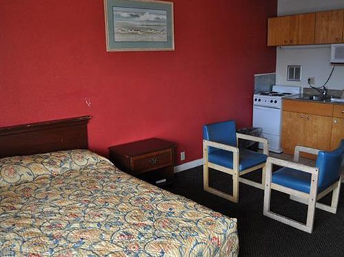Belmont Inn & Suites Virginia Beach Exterior photo