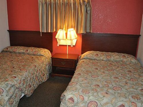 Belmont Inn & Suites Virginia Beach Exterior photo
